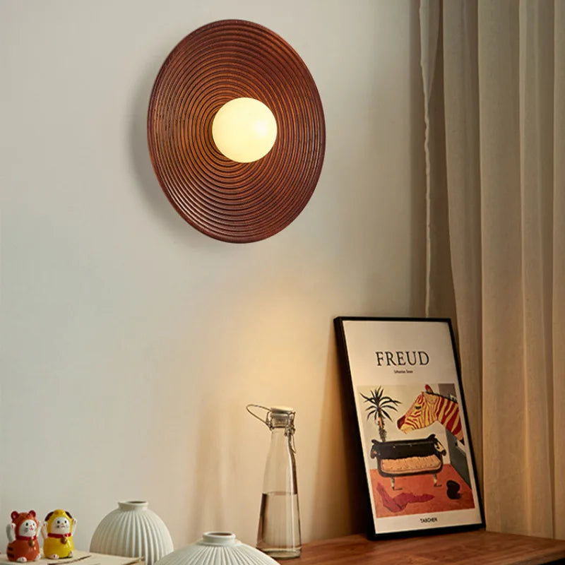 Applique murale design en bois avec éclairage blanc pour hôtel de luxe
