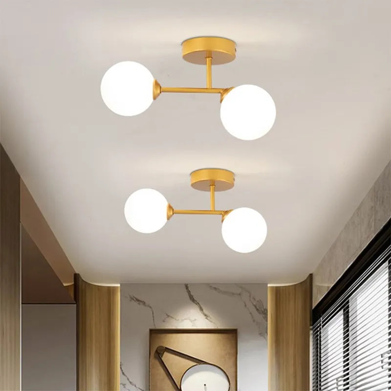 Plafonnier en verre noir et or moderne pour éclairer votre intérieur