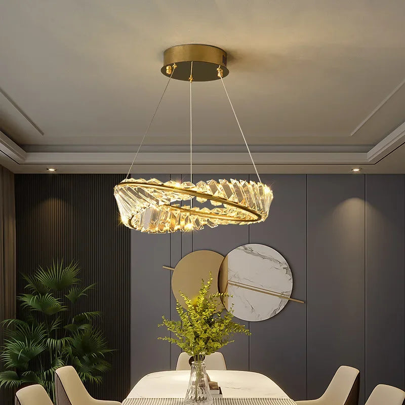 Lustre LED Moderne en Cristal K9 avec Anneau Irrégulier - Collection Élégance Cristalline