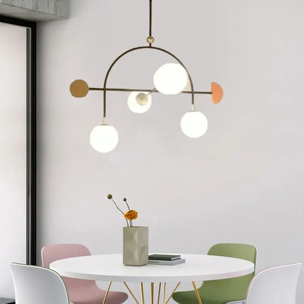 Lustre en verre design pour sublimer votre intérieur