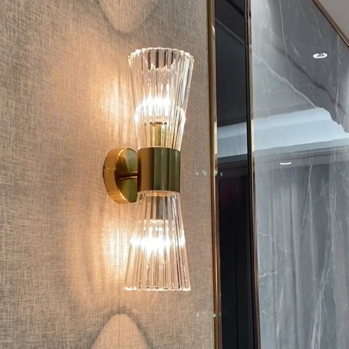 Applique murale moderne en acier inoxydable et verre transparent - Élégance contemporaine