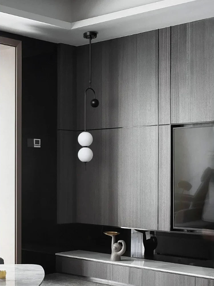 Lustre LED en Fer et Verre pour une Décoration Intérieure de Style.