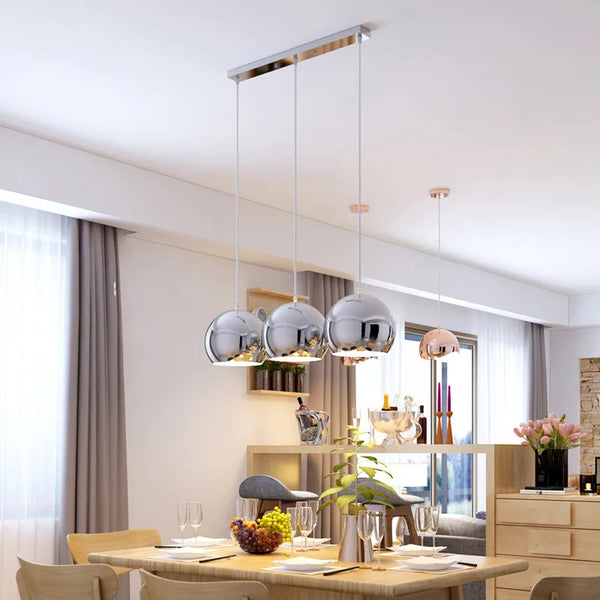 Suspension LED élégante à triple tête