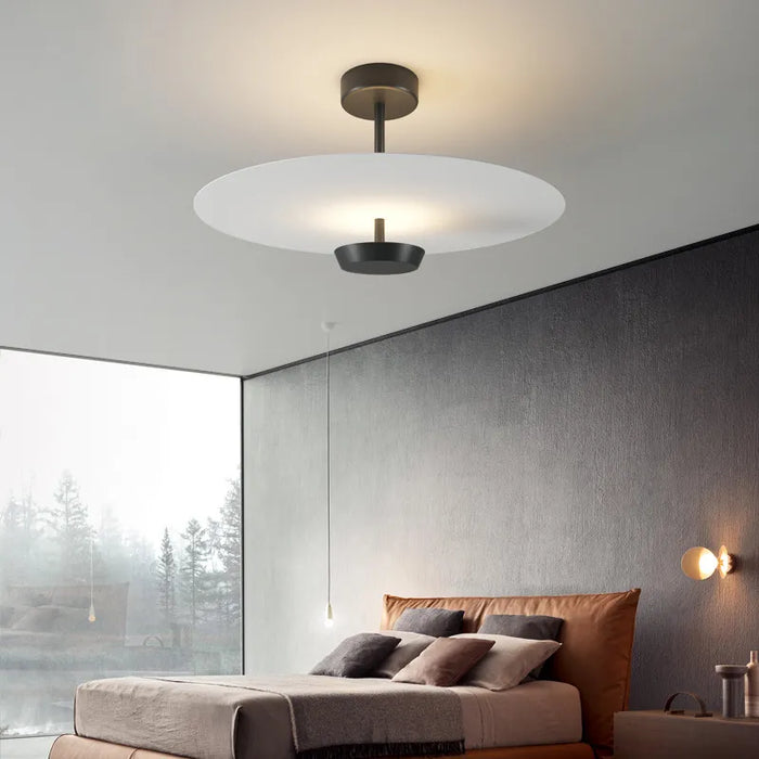 Plafonnier LED Nordic Glow doré minimaliste