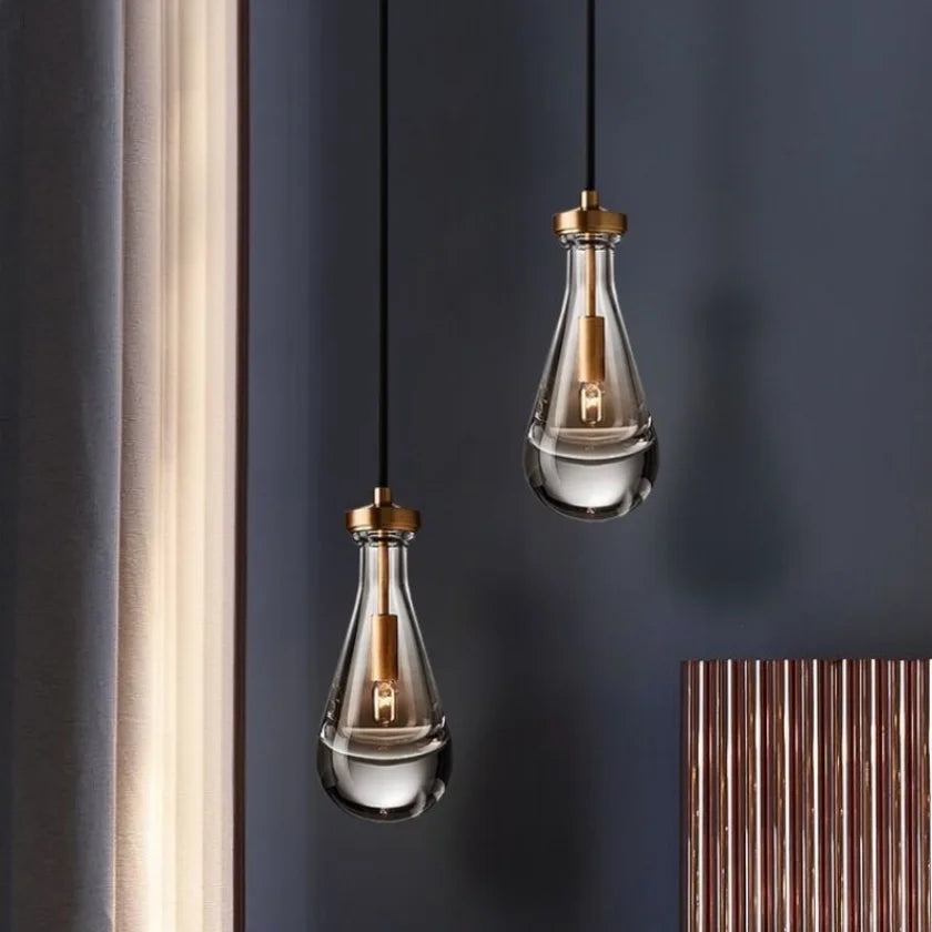 Suspensions en verre cristal avec gouttelettes d'eau