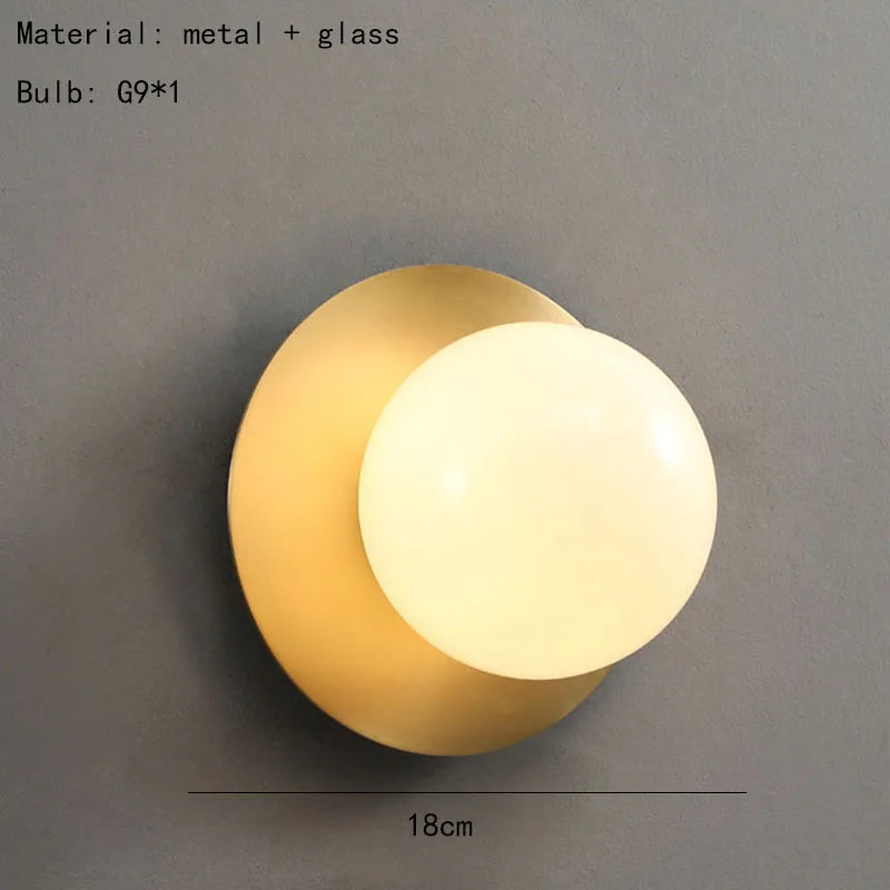 Applique murale design en verre et métal pour intérieur haut de gamme
