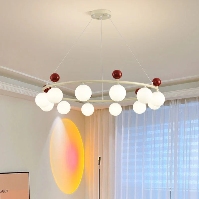 Lustre en verre et métal au design dynamique pour sublimer votre intérieur