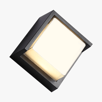 Applique Extérieure Étanche Noir et Blanc Chaud en Aluminium | Marco Lucetti