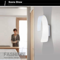 Applique LED Blanche Moderne | Marco Lucetti
