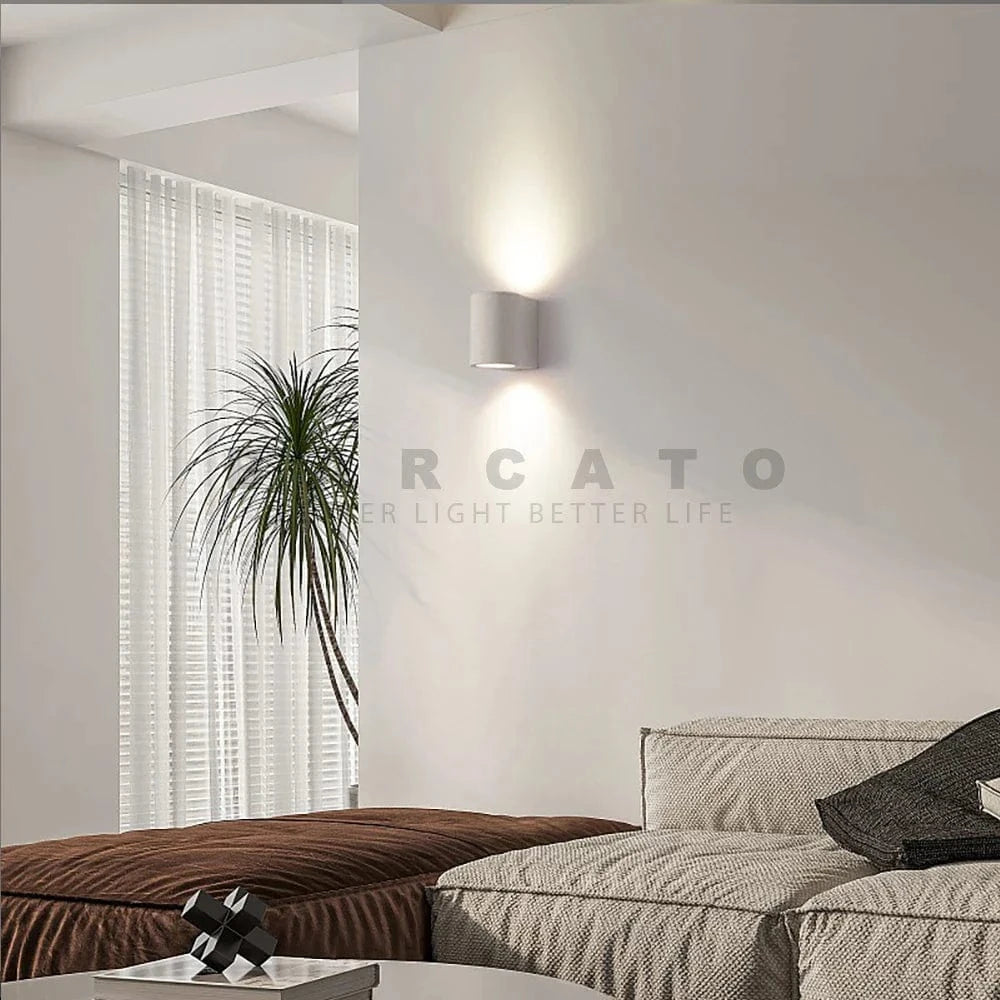 Applique LED minimaliste en ciment et pierre - Éclairage contemporain de qualité | Marco Lucetti