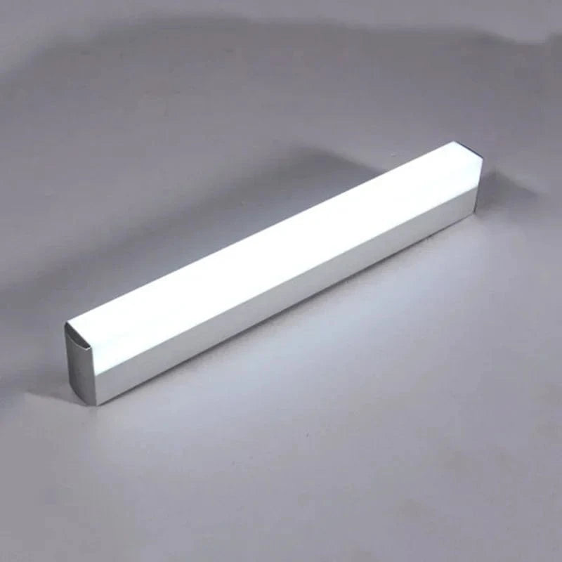 Applique lumineuse pour miroir LED | Marco Lucetti