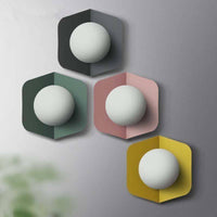 Applique Morden Minimalist avec boule LED Blanche et Couleurs | Marco Lucetti