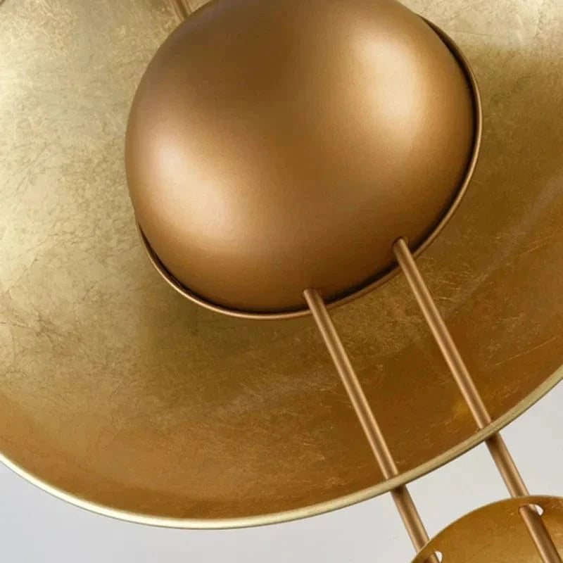 Applique Murale Art Déco en Métal Doré - Lampe Créative avec Livraison Directe | Marco Lucetti