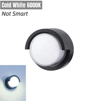 Applique murale connectée d'extérieur, contrôle vocal avec Alexa et Google | Marco Lucetti