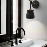 Applique murale design LED, abat-jour arrondi en métal mat | Marco Lucetti