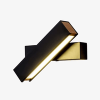 Applique murale design LED ajustable en aluminium Square | Marco Lucetti