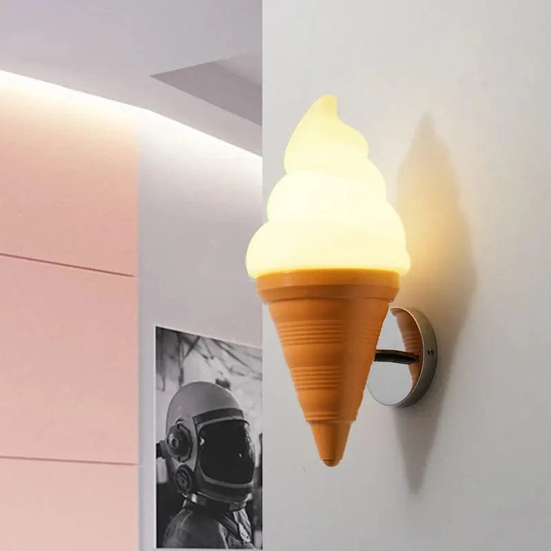 Applique murale design nordique "Ice Cream Dream" | Marco Lucetti