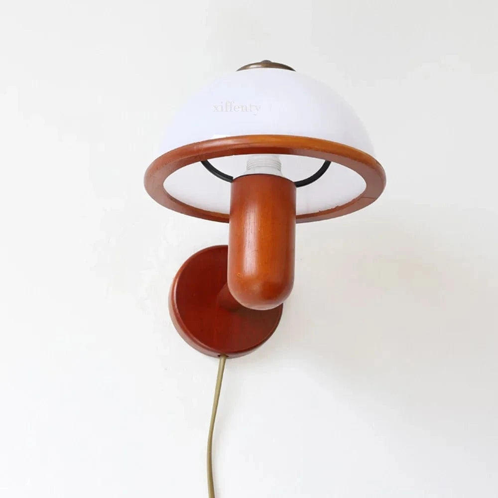 Applique murale en bois avec prise - Élégance naturelle | Marco Lucetti