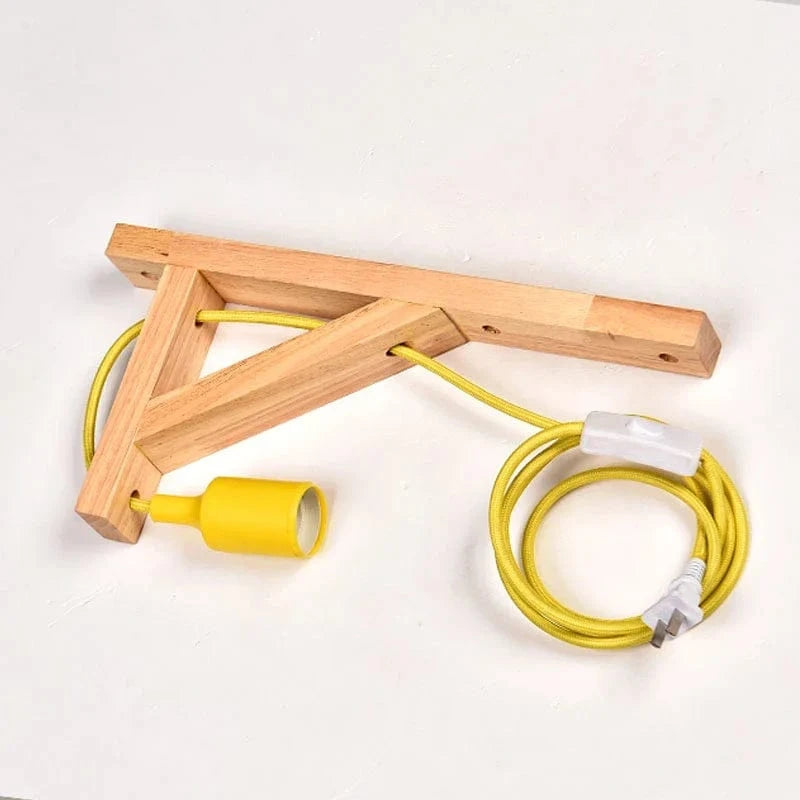 Applique murale en bois massif avec design créatif et câble minimaliste | Marco Lucetti