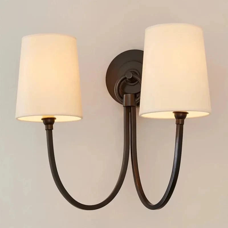 Applique murale en laiton avec abat-jour ajustable | Marco Lucetti