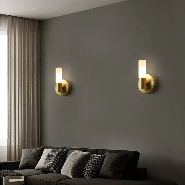 Applique murale en laiton et acrylique pour un éclairage de qualité, livraison directe | Marco Lucetti