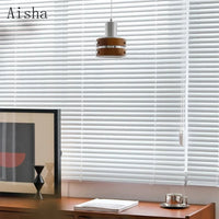 Applique murale en noyer de style médiéval français | Marco Lucetti