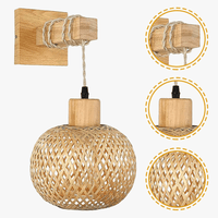 Applique murale en osier lumineuse pour couloir : Lanterne suspendue en bois, montée facile aux accents de ferme, avec prises pour une ambiance nocturne chaleureuse en bambou et rotin dans la salle de bain | Marco Lucetti