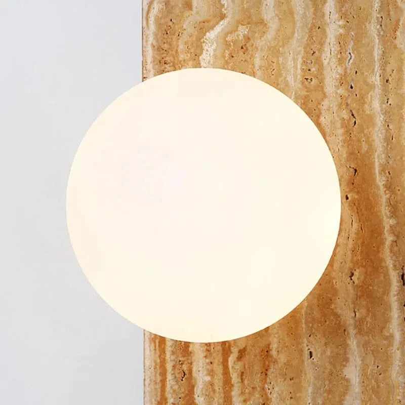 Applique murale en pierre naturelle avec demi-cercle en verre blanc - Collection Élégance naturelle | Marco Lucetti