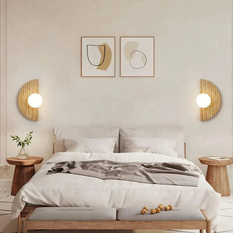 Applique murale en pierre naturelle avec demi-cercle en verre blanc - Collection Élégance naturelle | Marco Lucetti