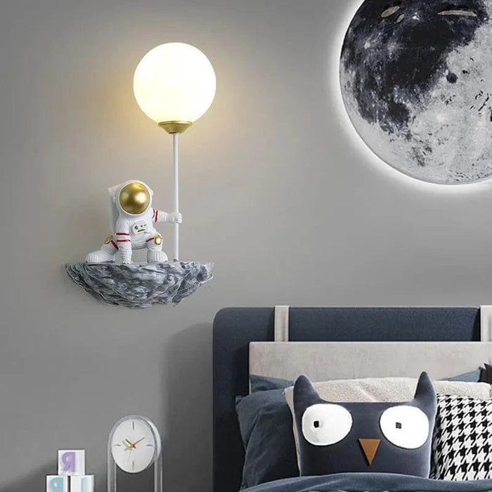 Applique murale en résine pour une chambre d'enfant enchantée | Marco Lucetti
