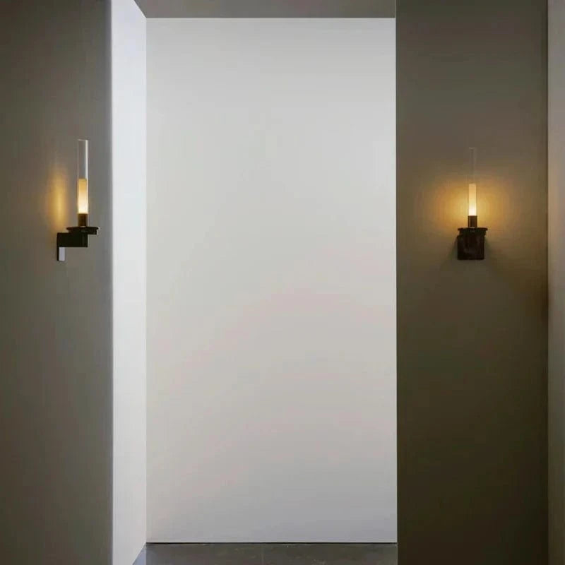 Applique murale en verre transparent et métal noir - Collection Élégance nocturne | Marco Lucetti