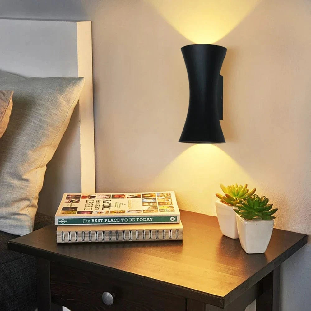 Applique murale étanche extérieure 12W LED COB en aluminium noir IP65 - Marque Lumibright | Marco Lucetti