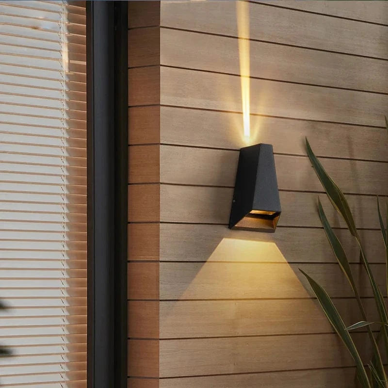 Applique Murale Étanche pour Eclairage Extérieur de Maison | Marco Lucetti