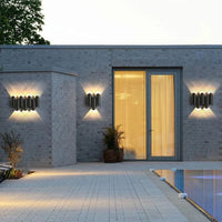 Applique murale extérieure étanche en aluminium Lumina - Noir & Or | Marco Lucetti