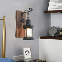 Applique murale industrielle vintage en bois pour restaurant & bar | Marco Lucetti