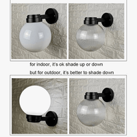 Applique murale intérieure et extérieure avec globe en acrylique blanc ou transparent | Marco Lucetti