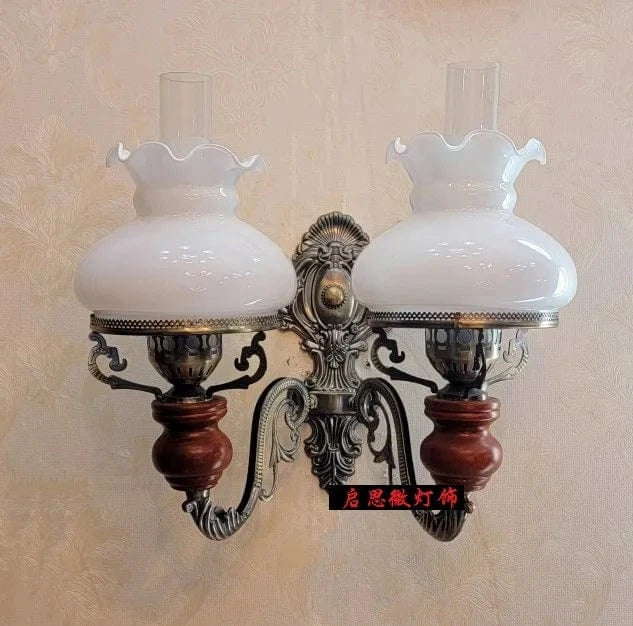 Applique murale LED à deux têtes - Élégance pour votre intérieur | Marco Lucetti Piètement en métal style C