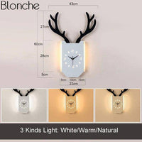 Applique murale LED avec horloge en forme de corne de cerf. | Marco Lucetti Blanc