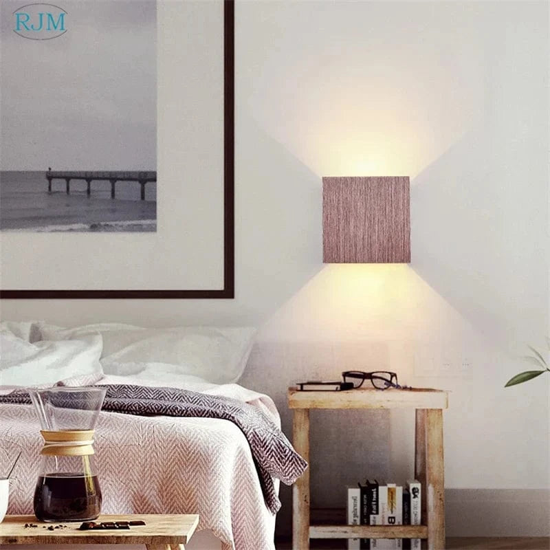 Applique Murale LED Carrée en Aluminium - Design Minimaliste et Créatif | Marco Lucetti