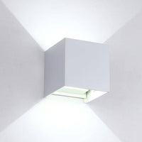 Applique murale LED Cube par Tanbaby. | Marco Lucetti Blanc - Carré / Froide