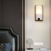 Applique murale LED demi-cylindre pour la chambre | Marco Lucetti