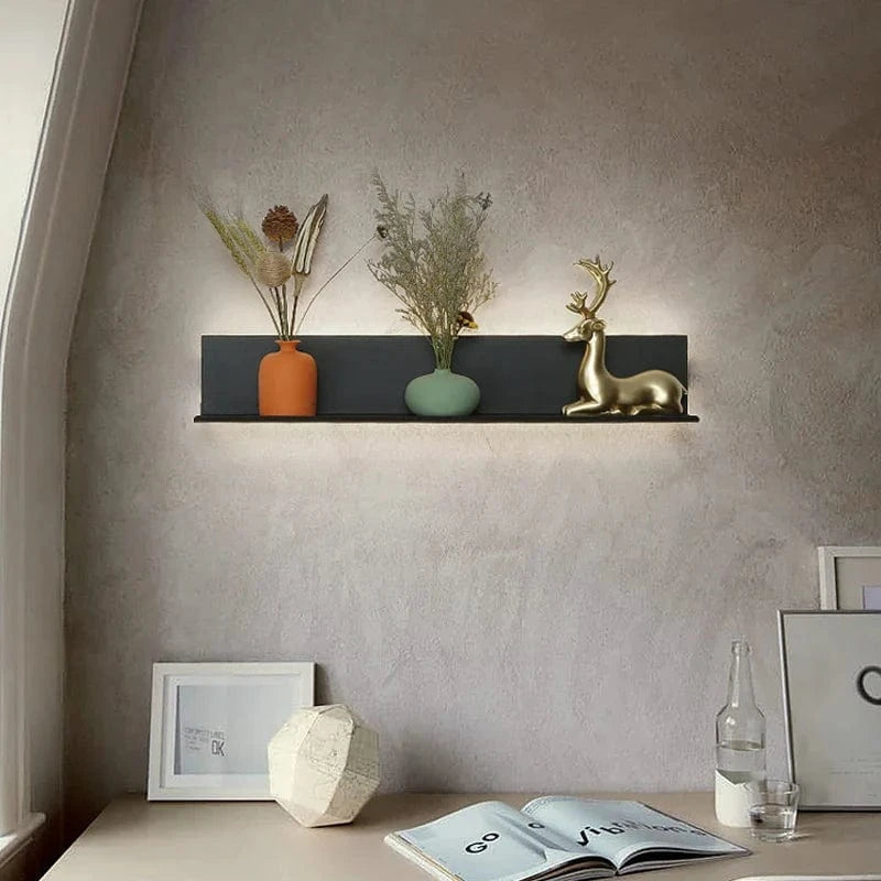 Applique murale LED design pour éclairage intérieur de salon, chevet, allée, balcon, étagère et couloir - Lustres de maison avec livraison directe | Marco Lucetti