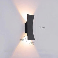 Applique murale LED design pour extérieur, idéale pour illuminer escalier, jardin, porche et terrasse | Marco Lucetti