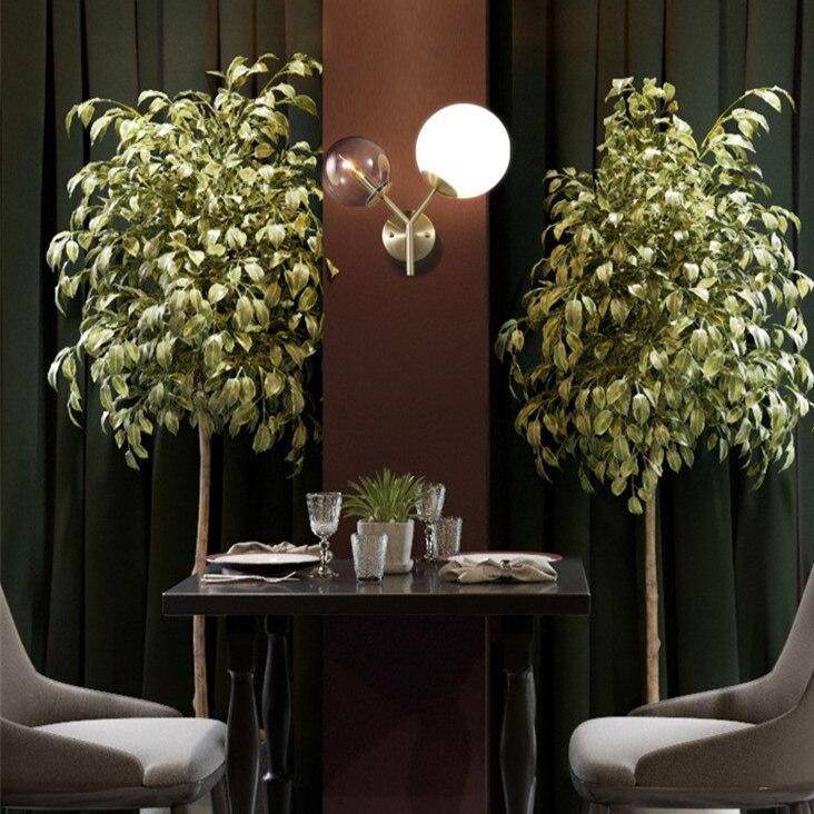 Applique murale LED dorée à deux boules en verre | Marco Lucetti