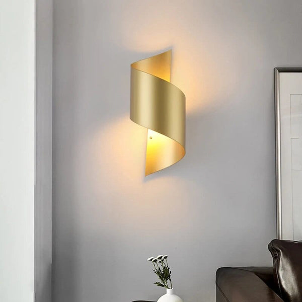 Applique murale LED dorée moderne | Marco Lucetti