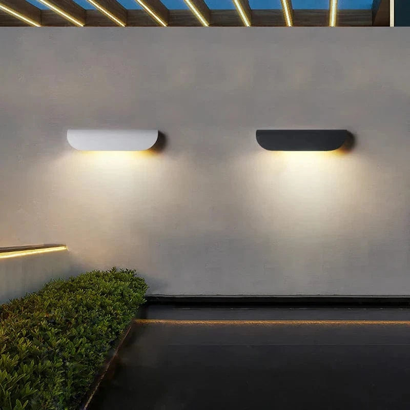 Applique murale LED élégante et épurée | Marco Lucetti