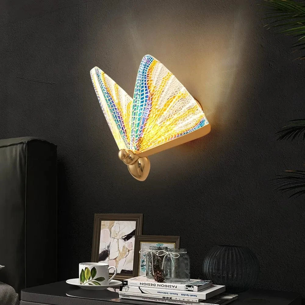 Applique murale LED en acrylique forme papillon - Collection NordLumière | Marco Lucetti