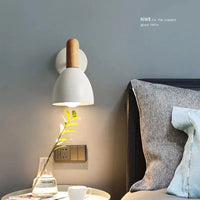 Applique murale LED en bois avec abat-jour Macaron | Marco Lucetti