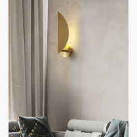 Applique murale LED en cuivre au design moderne et décoratif - Illuminateur de style | Marco Lucetti Doré