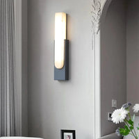 Applique murale LED en marbre au Design contemporain | Marco Lucetti